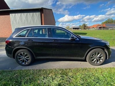 Mercedes GLC220