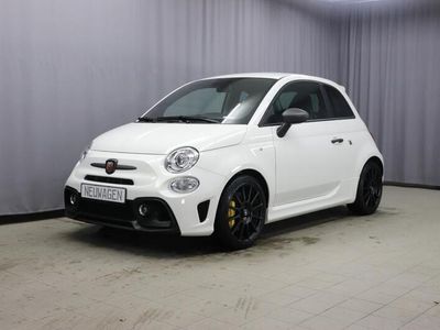 gebraucht Abarth 695 Competizione 1.4 T-Jet 132 kW (180PS) Komfort-Paket: Bi-Xenon Scheinwerfer, Beats® Audio Soundsystem, Klimaautomatik mit Pollenfilter, Navigationssystem, Volldigitales Kombiinstrument (Virtual Cockpit) uvm.