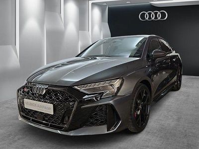 Neu Audi RS3 Sport 400 PS (294 kW) 2026 Daytonagrau perleffekt Limousine