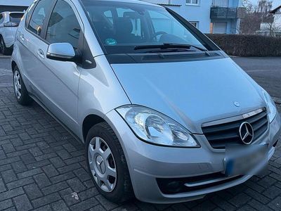 Gebraucht Mercedes A150 95 PS (69 kW) 2009 Silber Kleinwagen