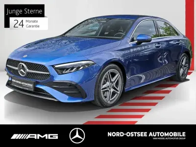 Używany Mercedes A220 Premium 190 KM (139 kW) 2025 Niebieski Sedan/Limuzyna