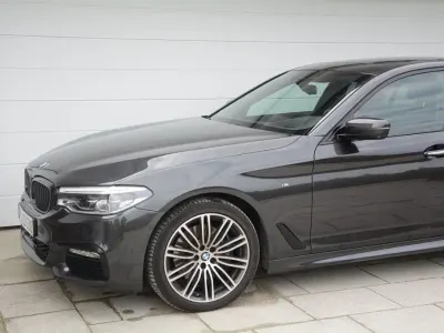 Gebraucht BMW 530 M Sport 252 PS (185 kW) 2018 Schwarz Limousine