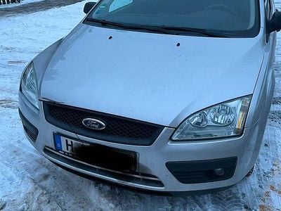 Silber Gebraucht 2006 Ford Focus Kleinwagen | 2.299 € (Fairer Preis)