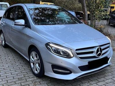 Mercedes B200