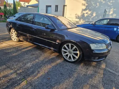 Gebraucht Audi A8 334 PS (245 kW) 2002 Blau Limousine