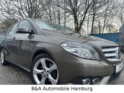 Gebraucht Mercedes B180 122 PS (89 kW) 2012 Grau Van / Kleinbus