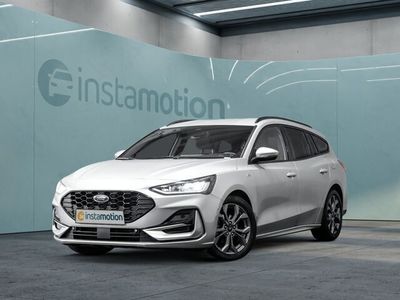 Używany Ford Focus ST-Line X 116 KM (85 kW) 2023 Srebrny Minivan