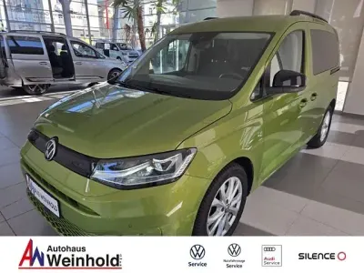 Gebraucht VW Caddy Basis 122 PS (89 kW) 2020 Grün Van / Kleinbus