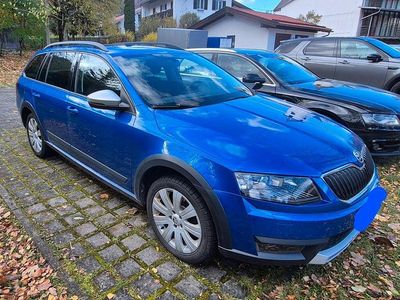Gebraucht Skoda Octavia 184 PS (135 kW) 2015 Blau Kombi