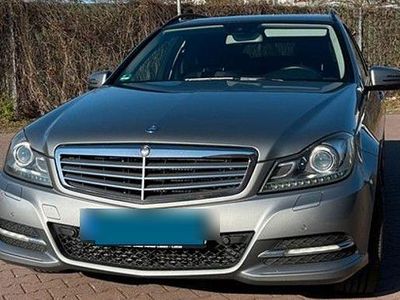 Mercedes 220