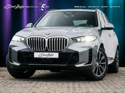 Gebraucht BMW X5 M Sport 352 PS (258 kW) 2025 Skyscraper grey metallic (metallic) SUV