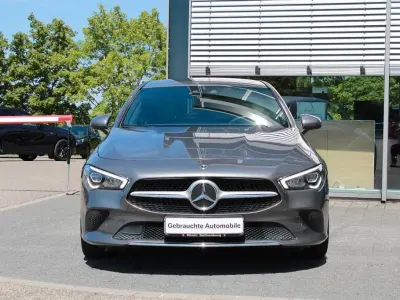 Gebraucht Mercedes CLA180 Shooting Brake Progressive 136 PS (100 kW) 2020 Grau Kombi
