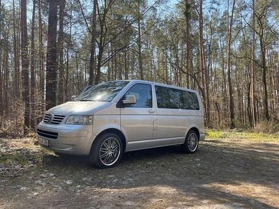 Usata VW Caravelle Comfortline 105 CV (77 kW) 2005 Argento Furgone