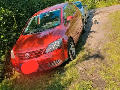 Gebraucht VW Golf Plus Cross 150 PS (110 kW) 2005 Rot Kombi