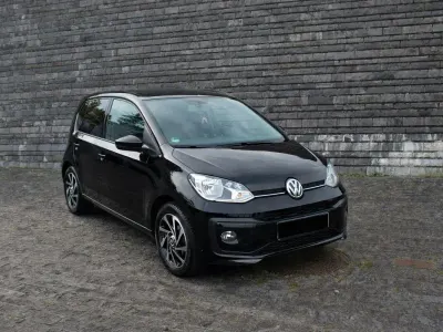 Usado VW up! Join 75 CV (55 kW) 2019 Negro Utilitario