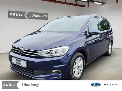 Gebraucht VW Touran Highline 150 PS (110 kW) 2023 Blau Van / Kleinbus