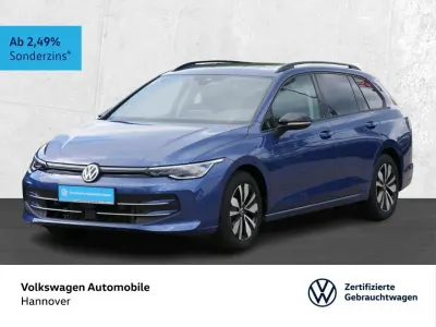 Gebraucht VW Golf VIII Goal 150 PS (110 kW) 2025 Anemonenblau (metallic) Kombi
