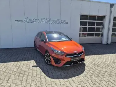 Gebraucht Kia Ceed GT-Line 160 PS (117 kW) 2021 Orange fusion metallic Kleinwagen