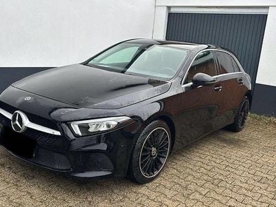 Usata Mercedes A180 116 CV (85 kW) 2020 Nero Utilitaria