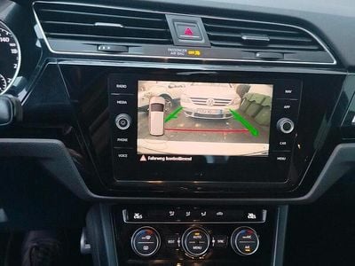 Gebraucht VW Touran 116 PS (85 kW) 2017 Weiß Van / Kleinbus