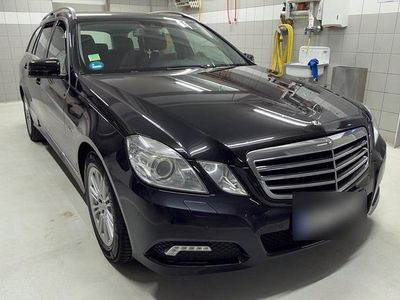 Gebraucht Mercedes 220 170 PS (125 kW) 2010 Schwarz Kombi