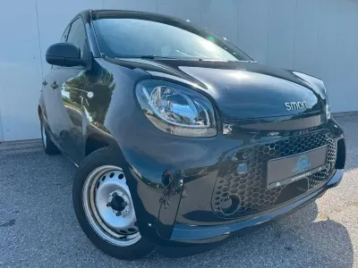 Gebraucht Smart ForFour Electric Drive 60 kW (82 PS) 2021 Schwarz Limousine