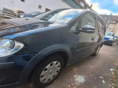 Usata VW Touran Cross 140 CV (102 kW) 2009 Nero Monovolume