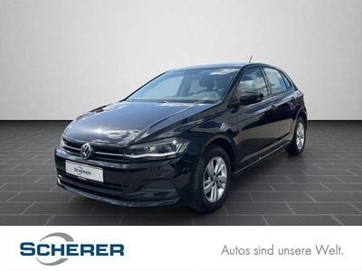 Gebraucht VW Polo Comfortline 116 PS (85 kW) 2019 Deep black perleffekt (metallic) Kleinwagen