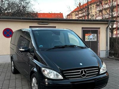 Schwarz Gebraucht 2009 Mercedes Viano Van / Kleinbus | 7.900 € (Guter Preis)