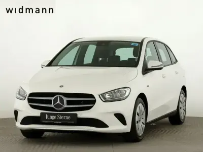 Gebraucht Mercedes B250e 160 PS (117 kW) 2021 Weiss Kleinwagen