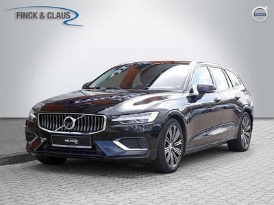 Gebraucht Volvo V60 Inscription 349 PS (256 kW) 2022 Onyx schwarz Kombi