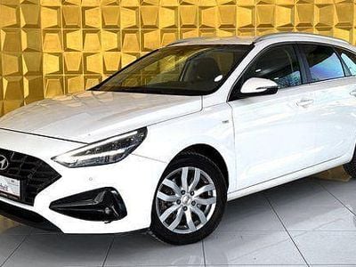 Gebraucht Hyundai i30 Intro Edition 159 PS (116 kW) 2021 Weiß Kombi