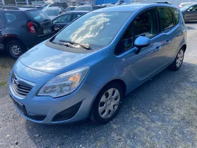 Gebraucht Opel Meriva Edition 120 PS (88 kW) 2013 Blau Van / Kleinbus