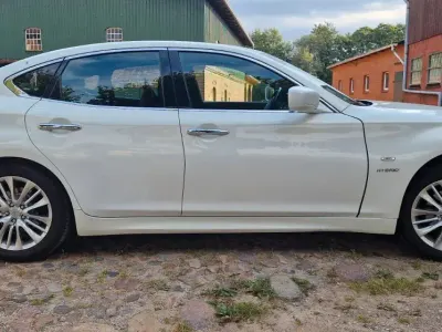 Gebraucht Infiniti Q70 364 PS (267 kW) 2014 Weiß Limousine