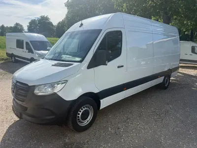 Gebraucht Mercedes Sprinter 170 PS (125 kW) 2025 Weiß Van