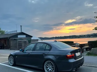 Gebraucht BMW 325 M Performance 218 PS (160 kW) 2005 Grau Limousine
