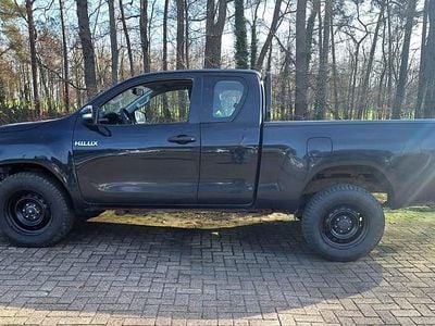 Gebraucht Toyota HiLux 150 PS (110 kW) 2017 Schwarz Pickup