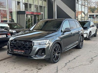 Nuova Audi Q7 S-Line 286 CV (210 kW) 2026 Grigio SUV