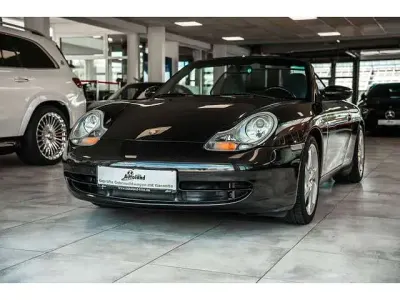 Begagnad Porsche 911 Carrera Cabriolet 300 HK (220 kW) 1999 Svart Cab