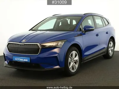 Second-hand Skoda Enyaq iV Loft 131 kW (179 CP) 2022 Albastru SUV