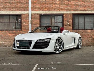 Weiß Gebraucht 2012 Audi R8 Coupé Coupé | 56.249 €