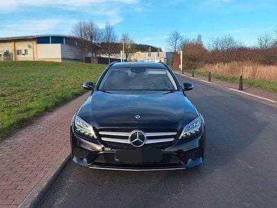 Gebraucht Mercedes C200 160 PS (117 kW) 2021 Schwarz Kombi