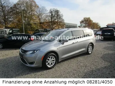 Gebraucht Chrysler Pacifica 291 PS (214 kW) 2020 Grau Van / Kleinbus