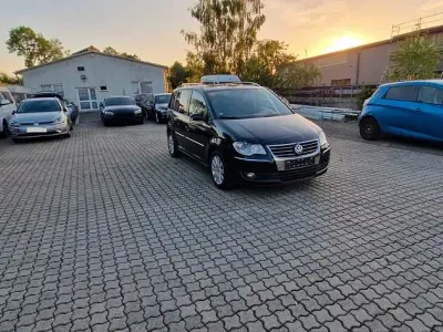 Gebraucht VW Touran Highline 170 PS (125 kW) 2008 Schwarz Van / Kleinbus
