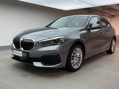 Usata BMW 118 Advantage 136 CV (100 kW) 2023 Grigio Utilitaria