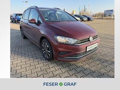 Gebraucht VW Golf VII United 150 PS (110 kW) 2020 Cranberry red metallic Limousine