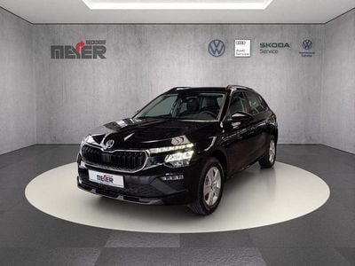 Neu Skoda Kamiq Drive 116 PS (85 kW) 2026 Blackmagic perleffekt SUV