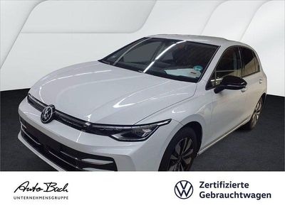 Gebraucht VW Golf VIII Goal 150 PS (110 kW) 2025 Oryxweiß perlmutteffekt Limousine