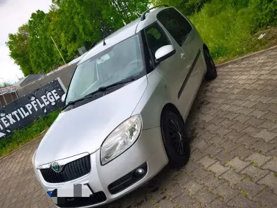 Second-hand Skoda Roomster 88 CP (64 kW) 2011 Argintiu Monovolum