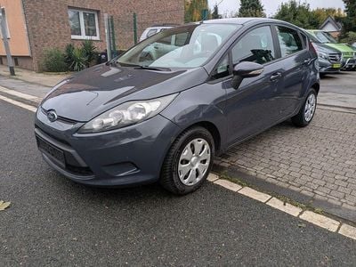 Grau Gebraucht 2011 Ford Fiesta Trend Kleinwagen | 3.499 € (Guter Preis)
